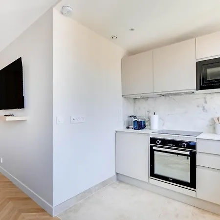 Modern And Bright Flat - Saint-ouen *